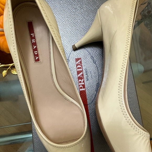 NWT Prada shoes - Picture 3 of 4